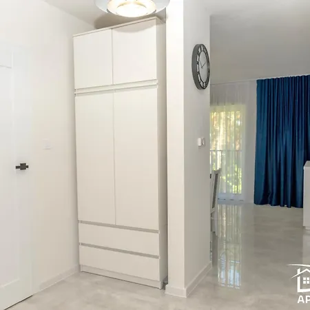 Pine Tree House 7 D&d Miedzywodzie